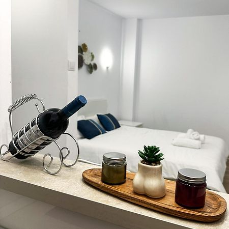 Superior One Bedroom Apartment Unirii Square بوخارست المظهر الخارجي الصورة