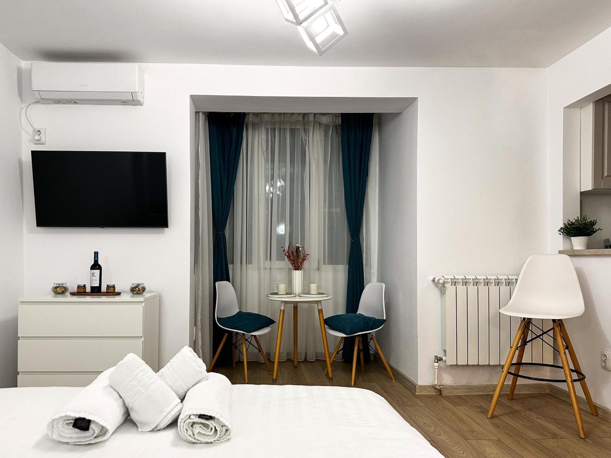 Superior One Bedroom Apartment Unirii Square بوخارست المظهر الخارجي الصورة